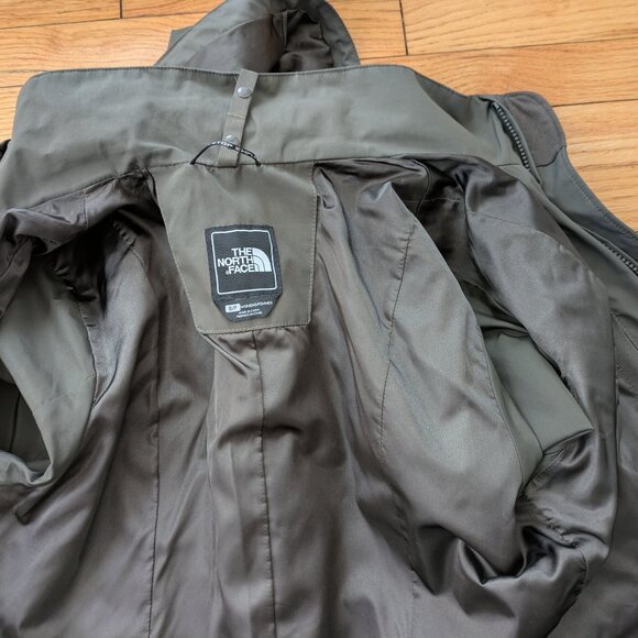 The North Face 3 in 1 winter jacket - Picture 4 of 13